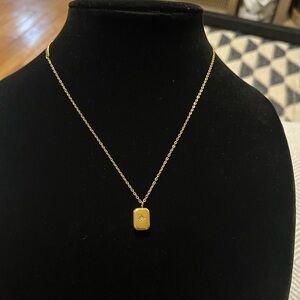 Gold Pendant Necklace